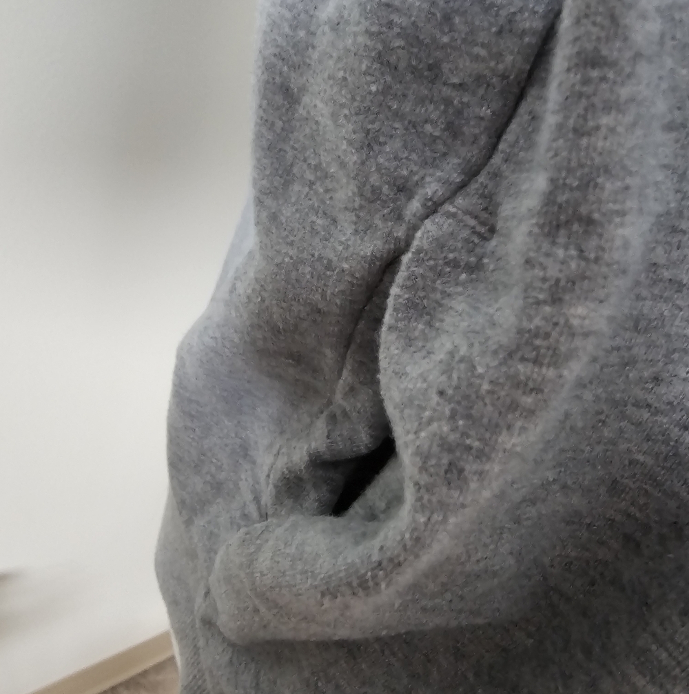 Fila xs long sleeve Gray Sweater Crewneck - Picture 7 of 7